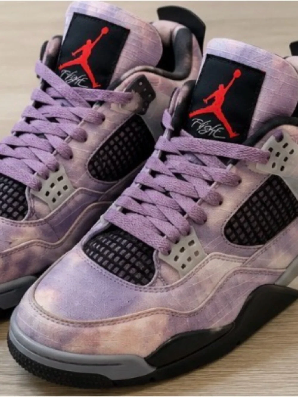 Jordan Retro Low-Top Sneakers in Lavender and Black
